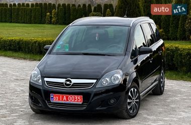 Минивэн Opel Zafira 2008 в Золочеве