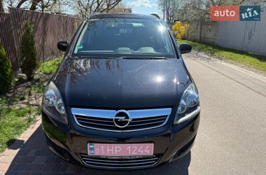 Минивэн Opel Zafira 2010 в Борисполе