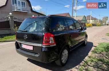 Минивэн Opel Zafira 2010 в Борисполе