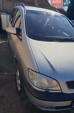 Минивэн Opel Zafira 2002 в Александрие