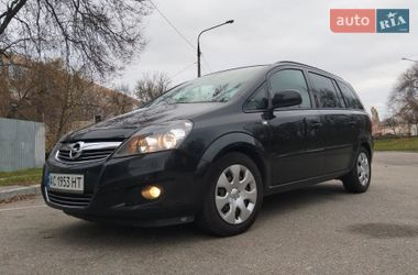 Минивэн Opel Zafira 2014 в Запорожье