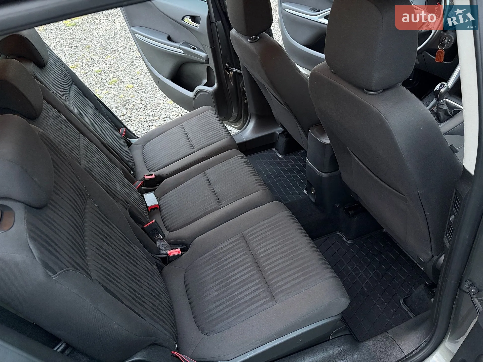 2017 Opel Zafira - мініатюра 28