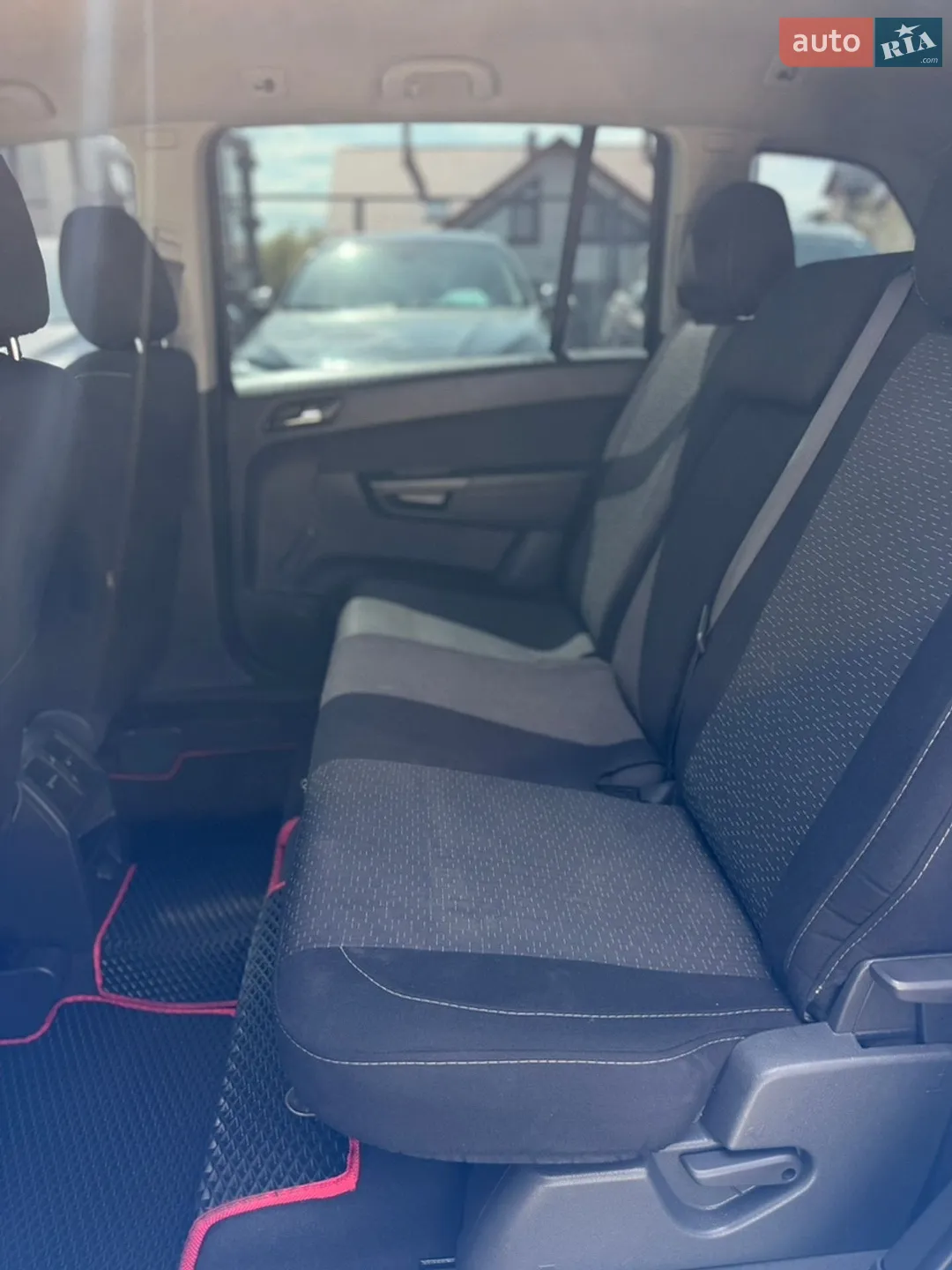 2010 Opel Zafira - мініатюра 19