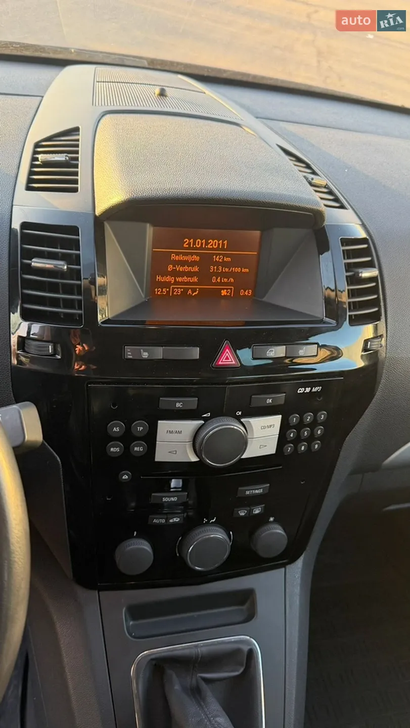 2011 Opel Zafira - мініатюра 25