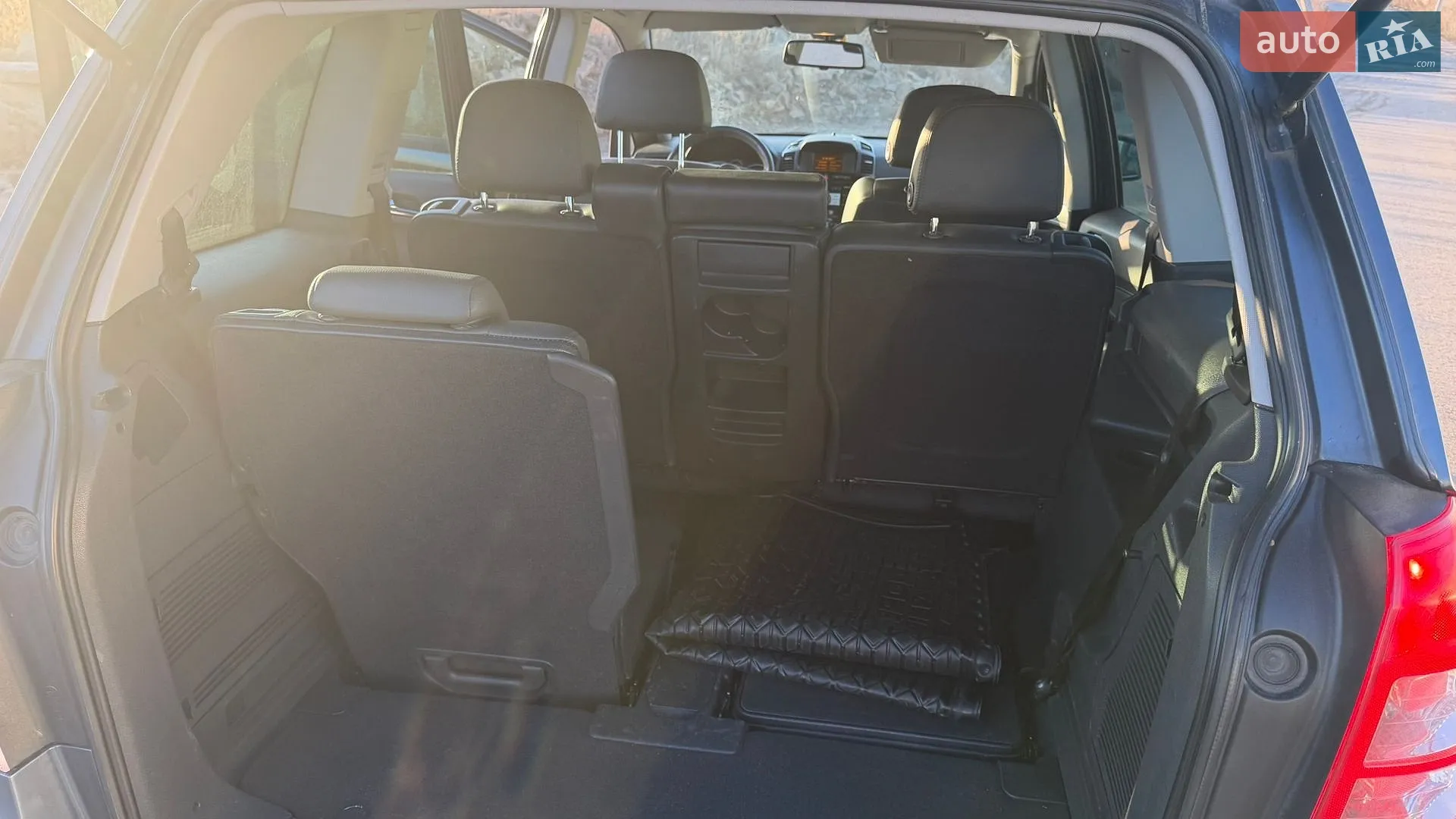 2011 Opel Zafira - мініатюра 35
