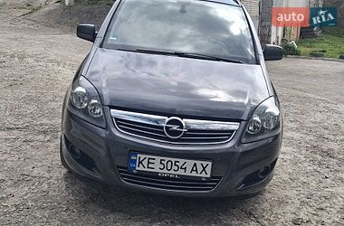 Минивэн Opel Zafira 2011 в Днепре