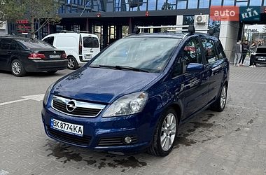 Мінівен Opel Zafira 2007 в Рівному