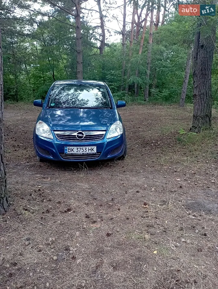 2010 Opel Zafira - мініатюра 13