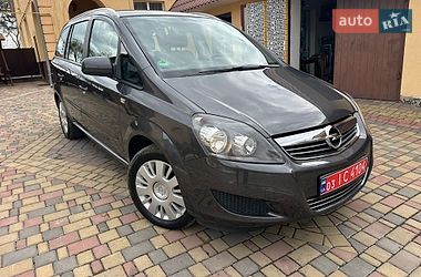 Минивэн Opel Zafira 2012 в Вишневце