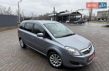 Минивэн Opel Zafira 2010 в Николаеве