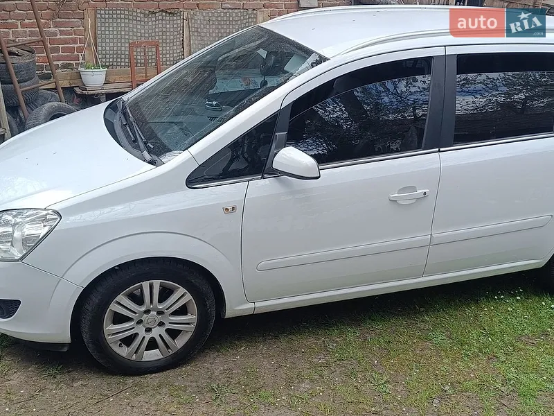 Opel Zafira