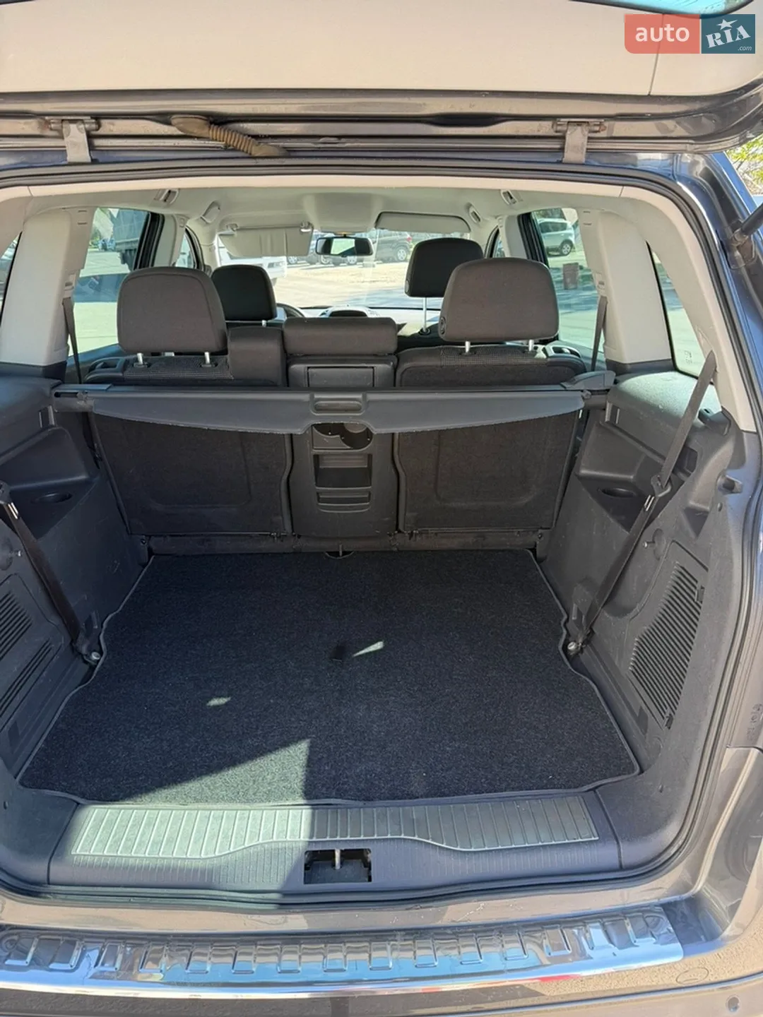 2010 Opel Zafira - мініатюра 18
