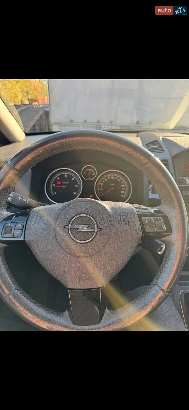 2011 Opel Zafira - мініатюра 18