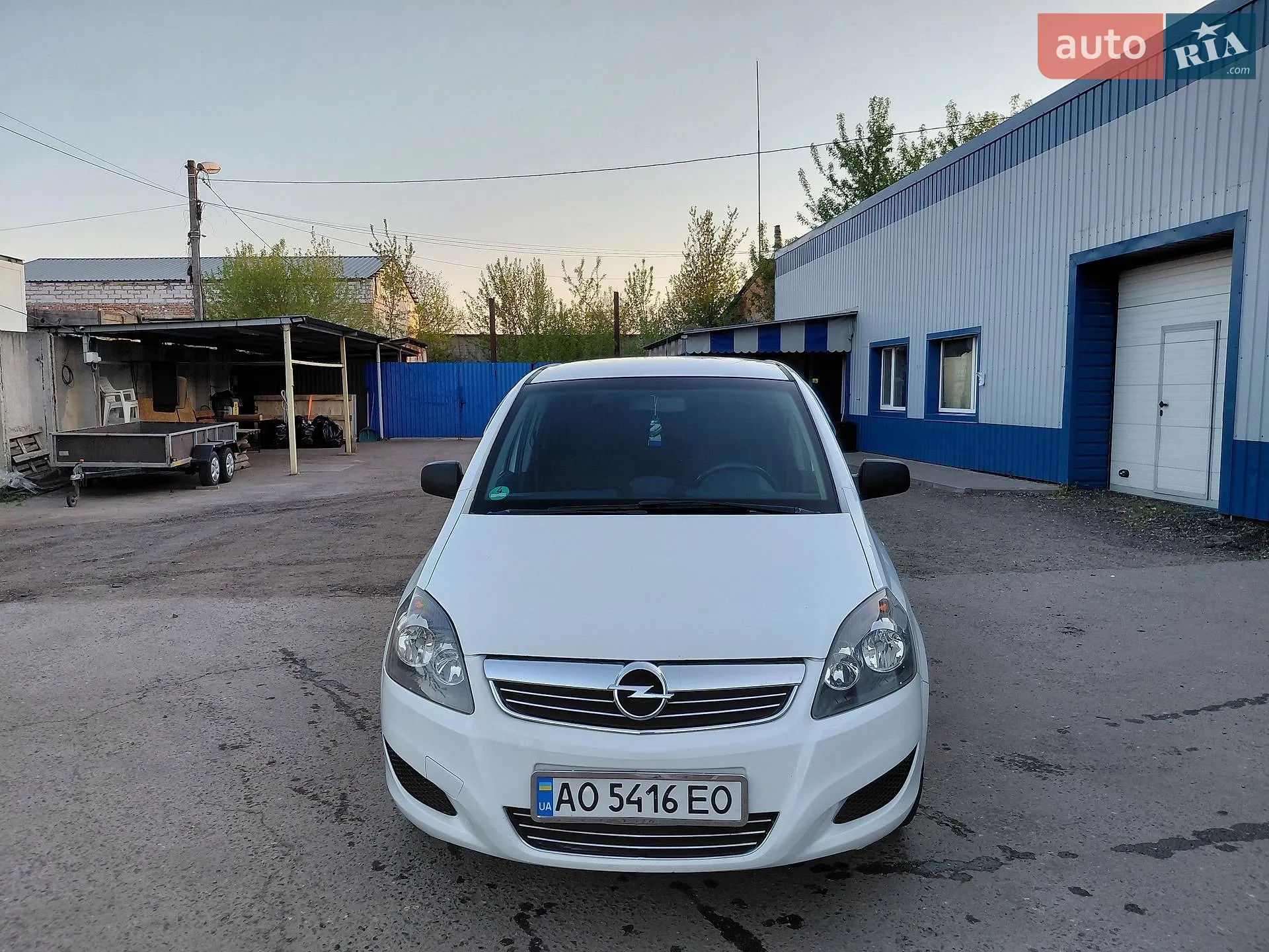 2010 Opel Zafira - мініатюра 2