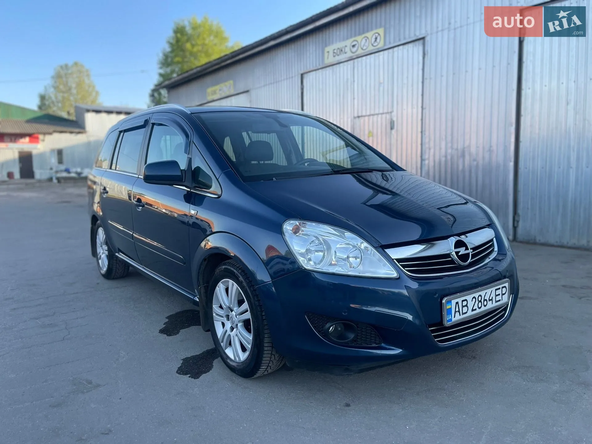 2011 Opel Zafira - фото 1