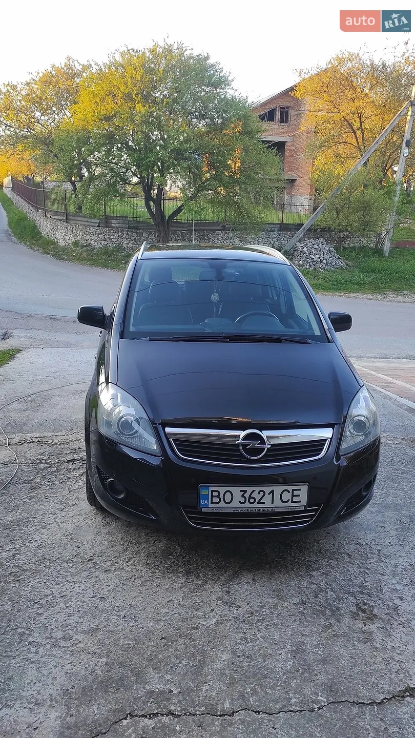 2013 Opel Zafira - фото 1
