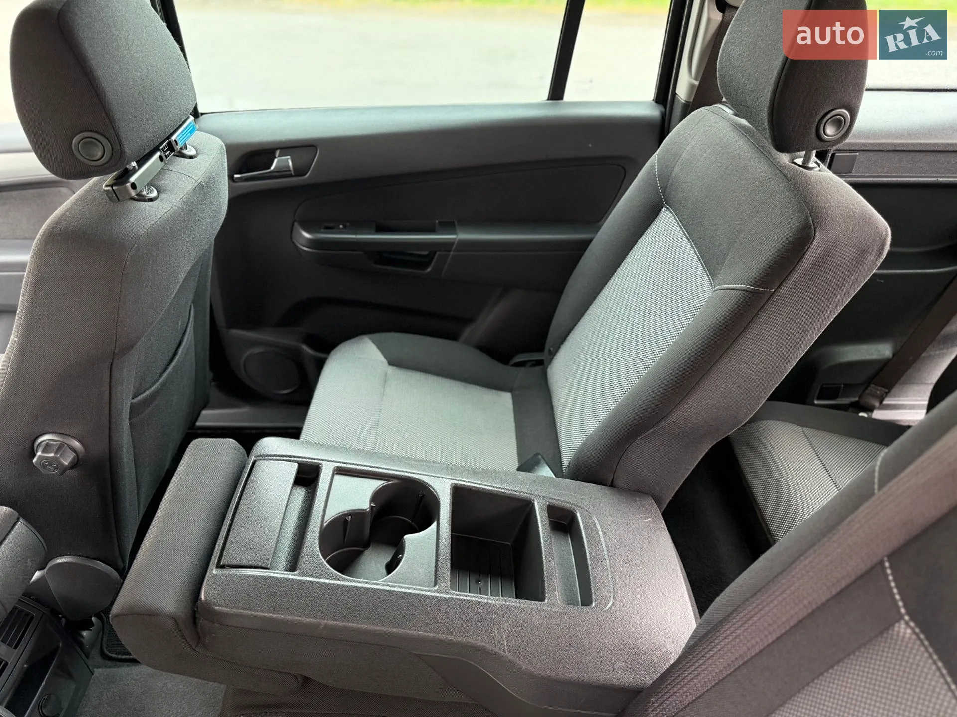 2011 Opel Zafira - мініатюра 55