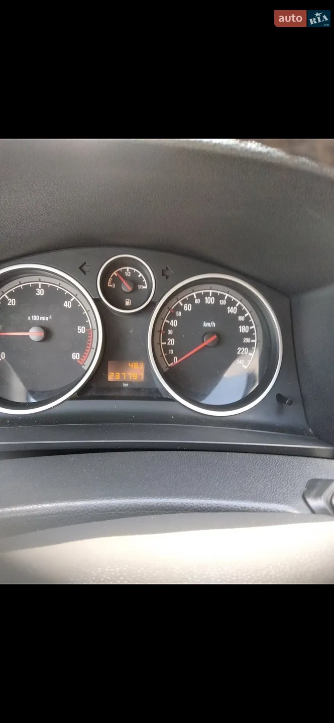 2010 Opel Zafira - мініатюра 10