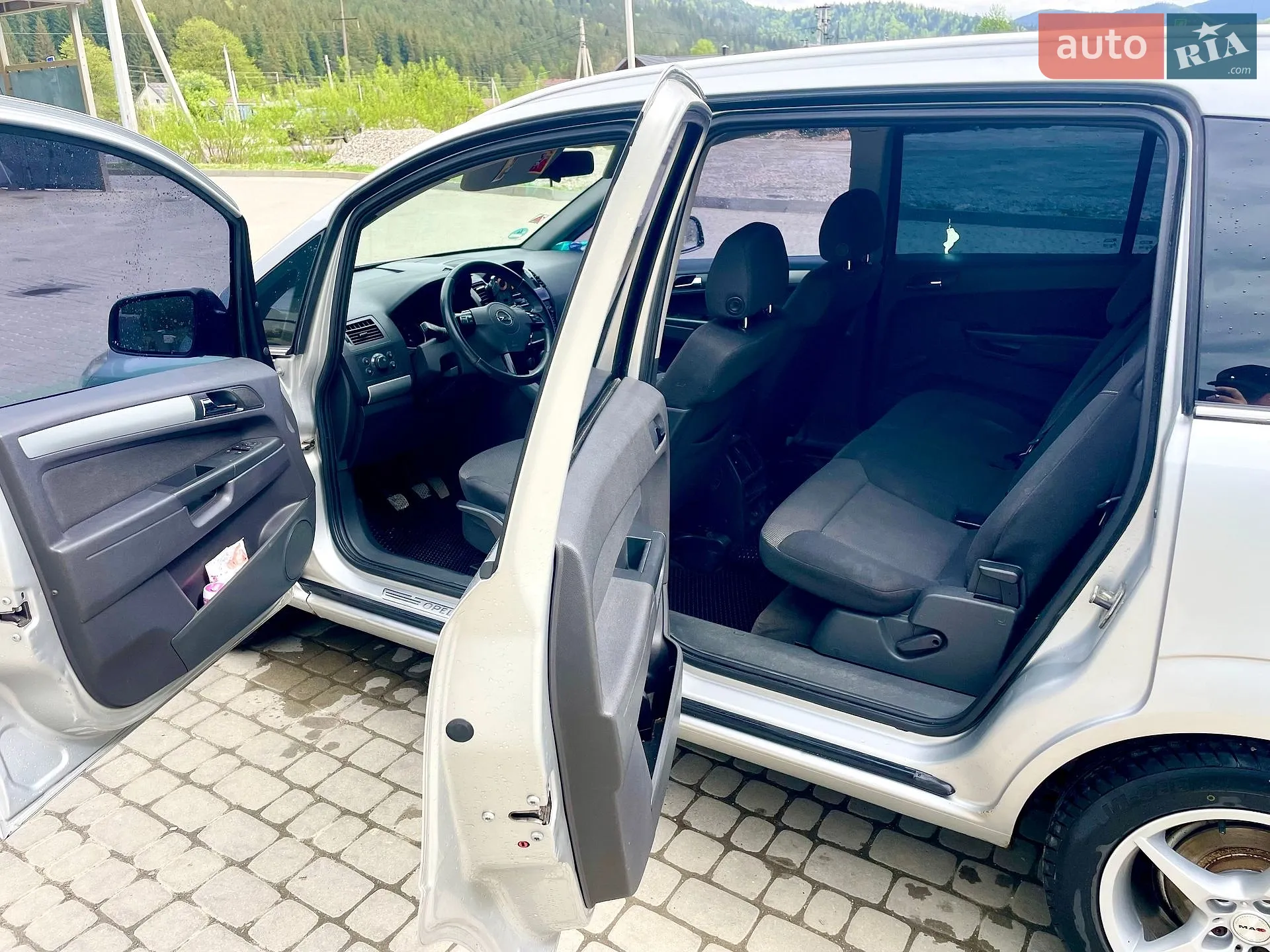 2010 Opel Zafira - мініатюра 10