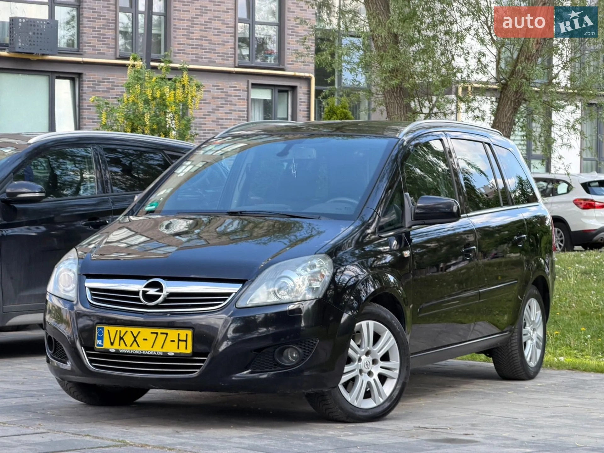 2010 Opel Zafira - мініатюра 16