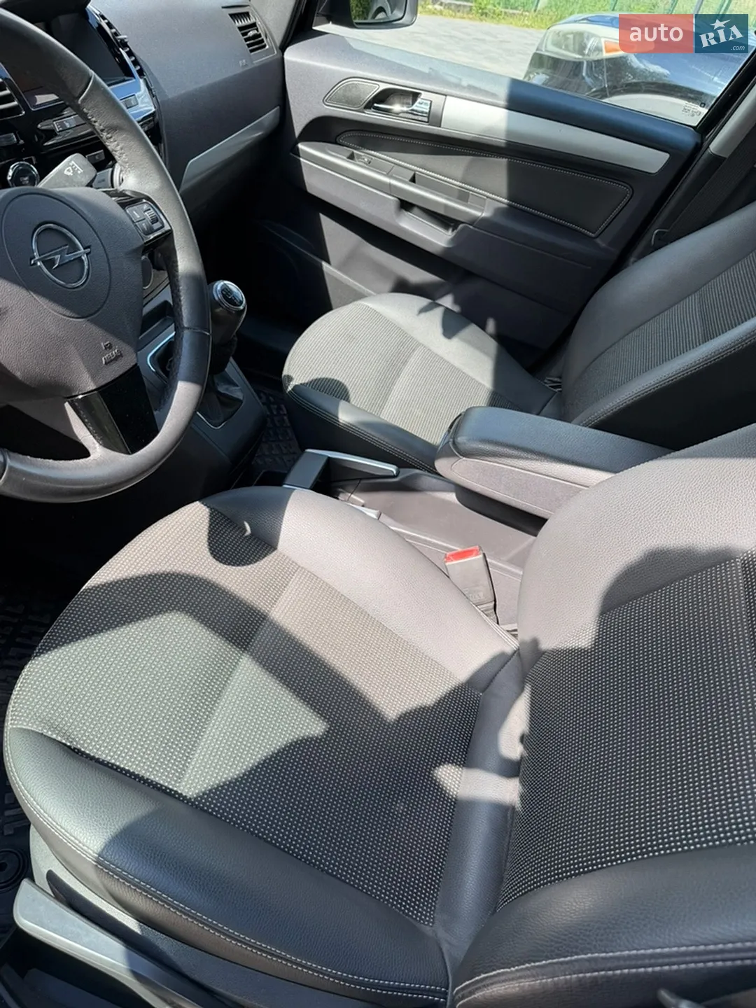 2010 Opel Zafira - мініатюра 51