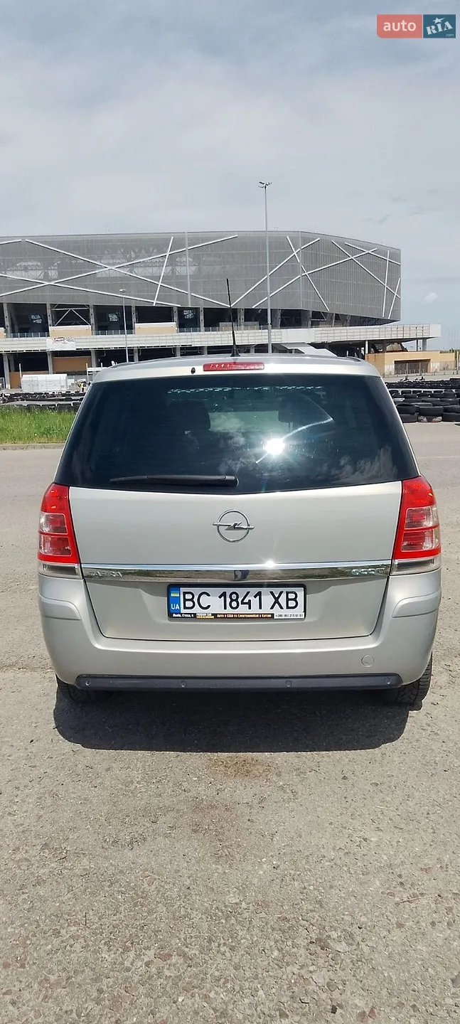2010 Opel Zafira - мініатюра 2