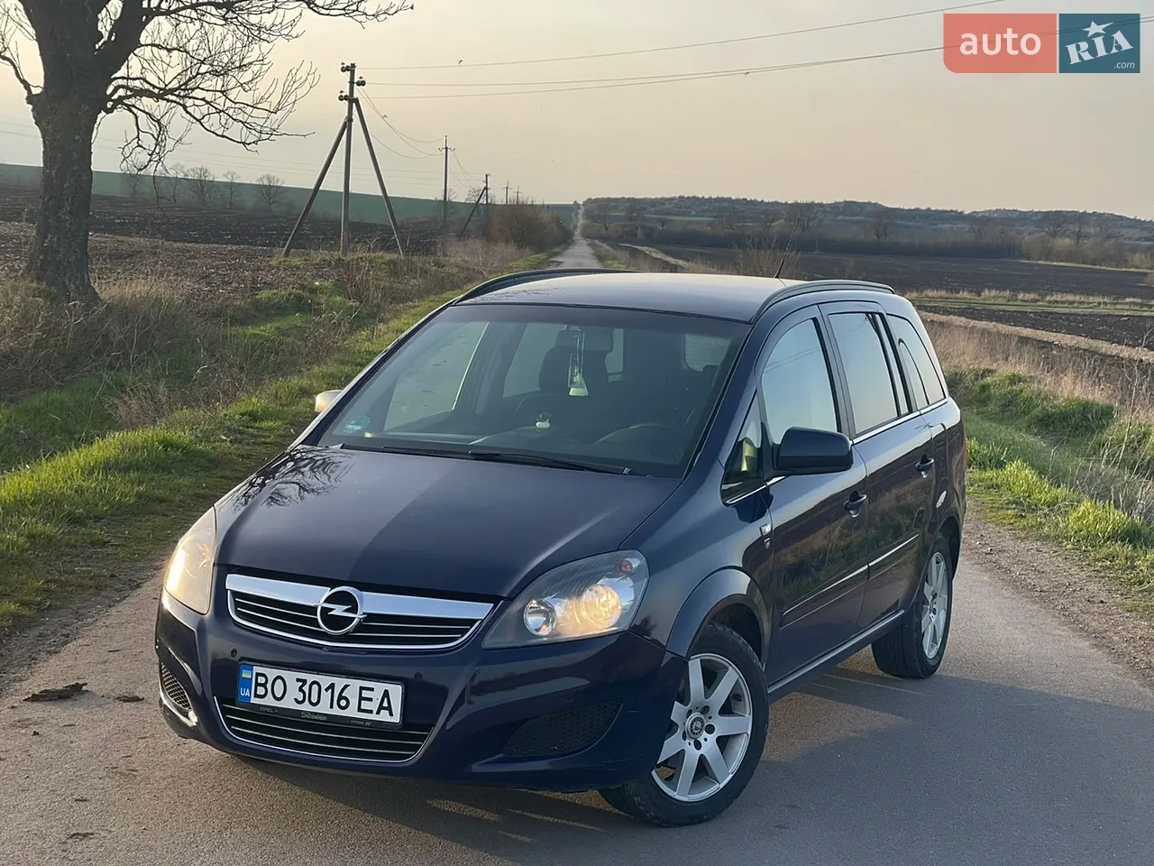 2010 Opel Zafira - мініатюра 19