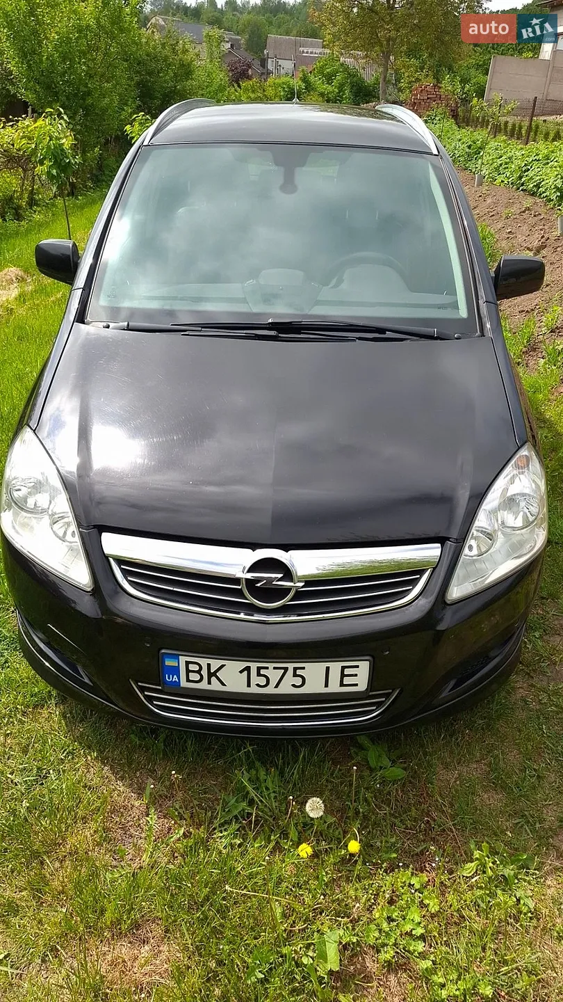 2011 Opel Zafira - фото 1