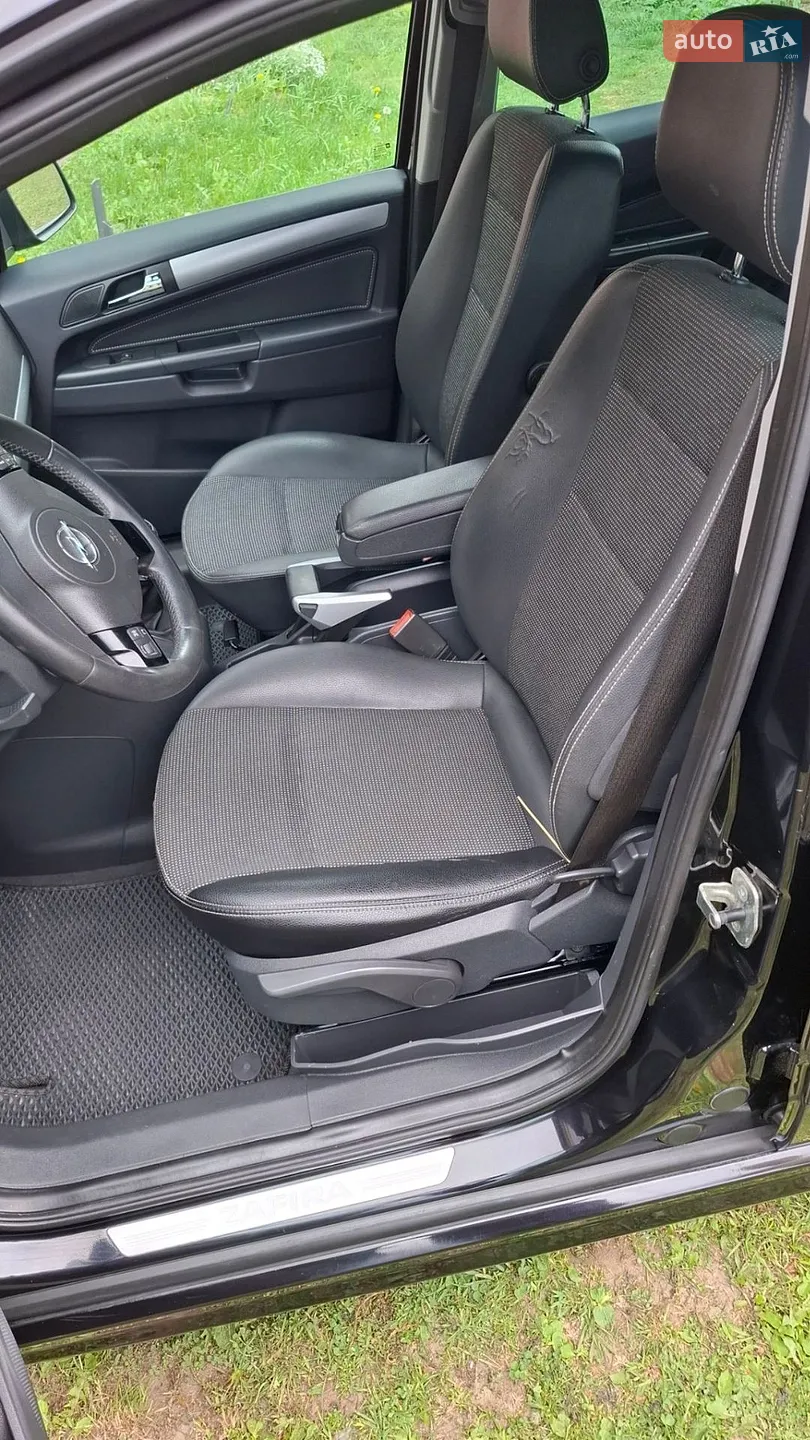 2011 Opel Zafira - мініатюра 11