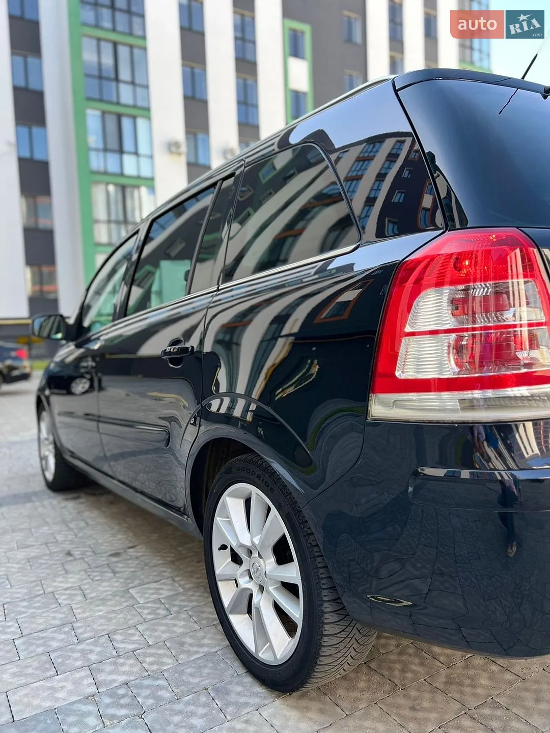 2011 Opel Zafira - мініатюра 11