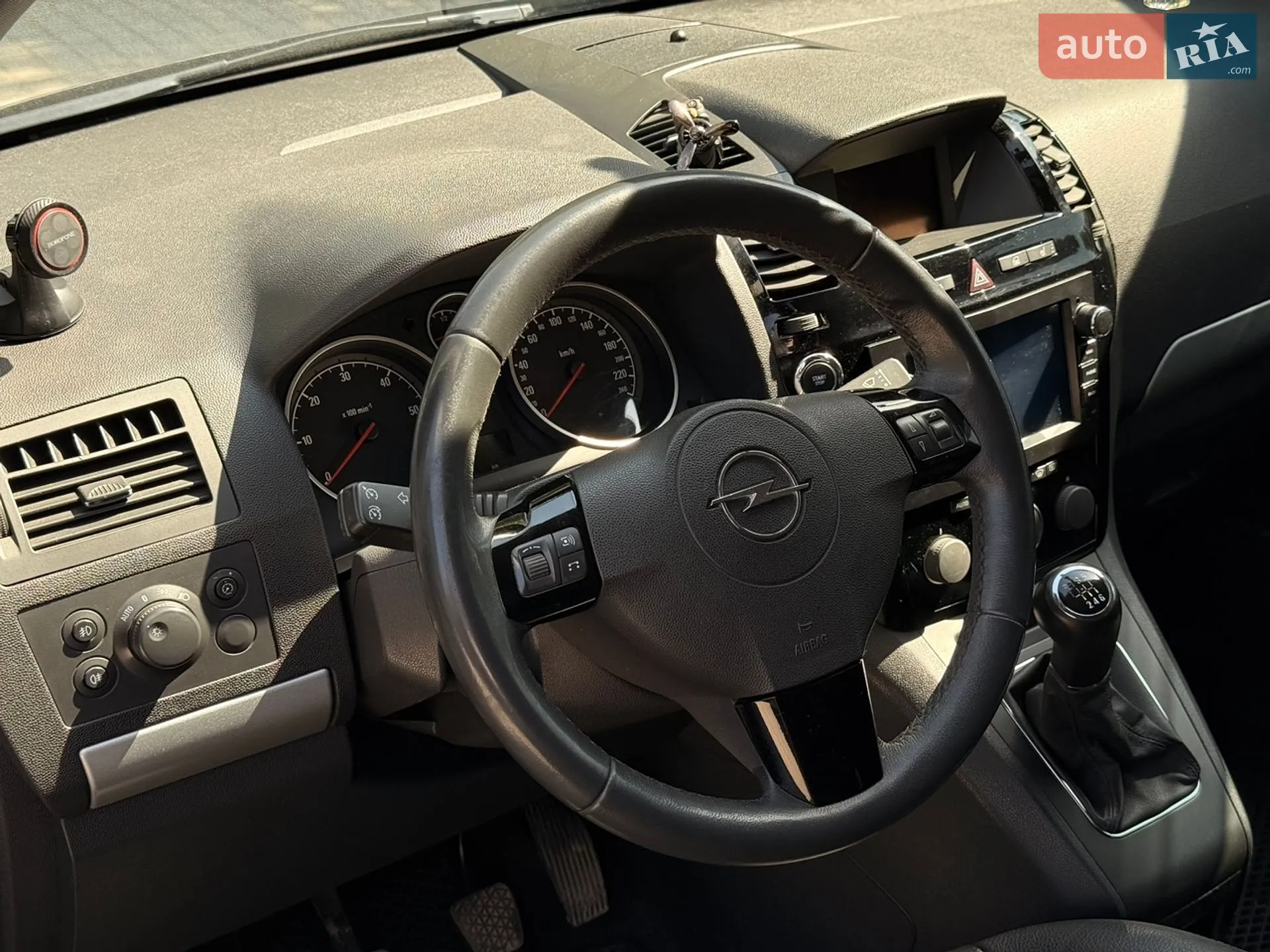 2011 Opel Zafira - мініатюра 14