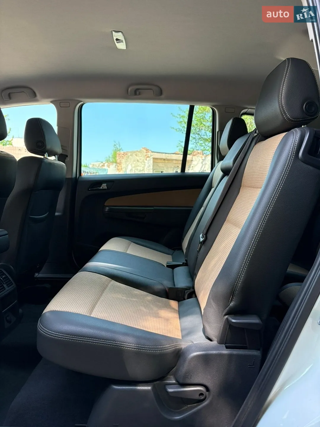 2011 Opel Zafira - мініатюра 30
