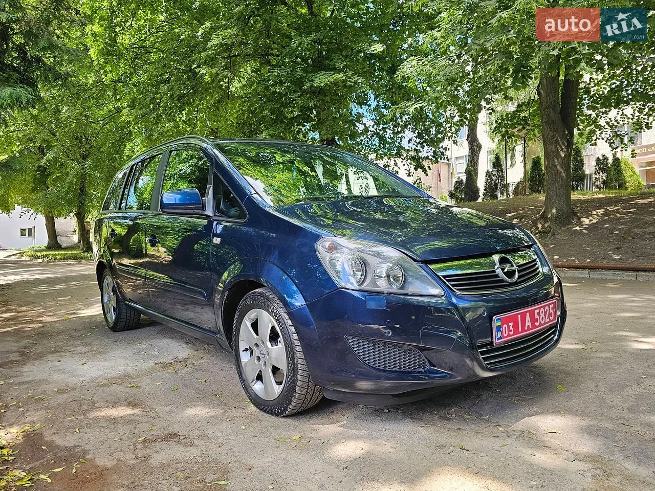 2010 Opel Astra - мініатюра 18