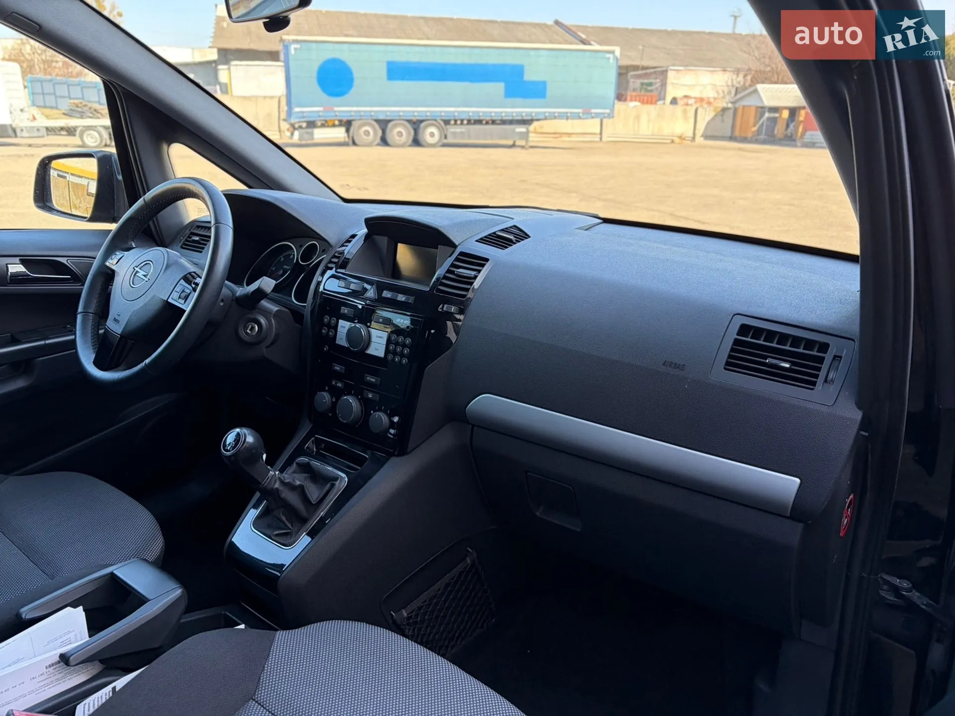 2011 Opel Zafira - мініатюра 28
