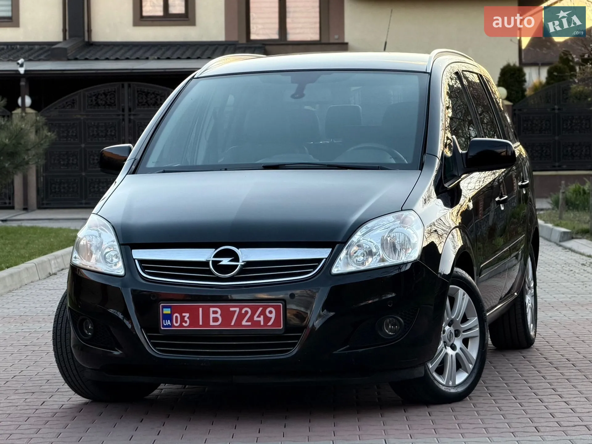 2011 Opel Zafira - мініатюра 2