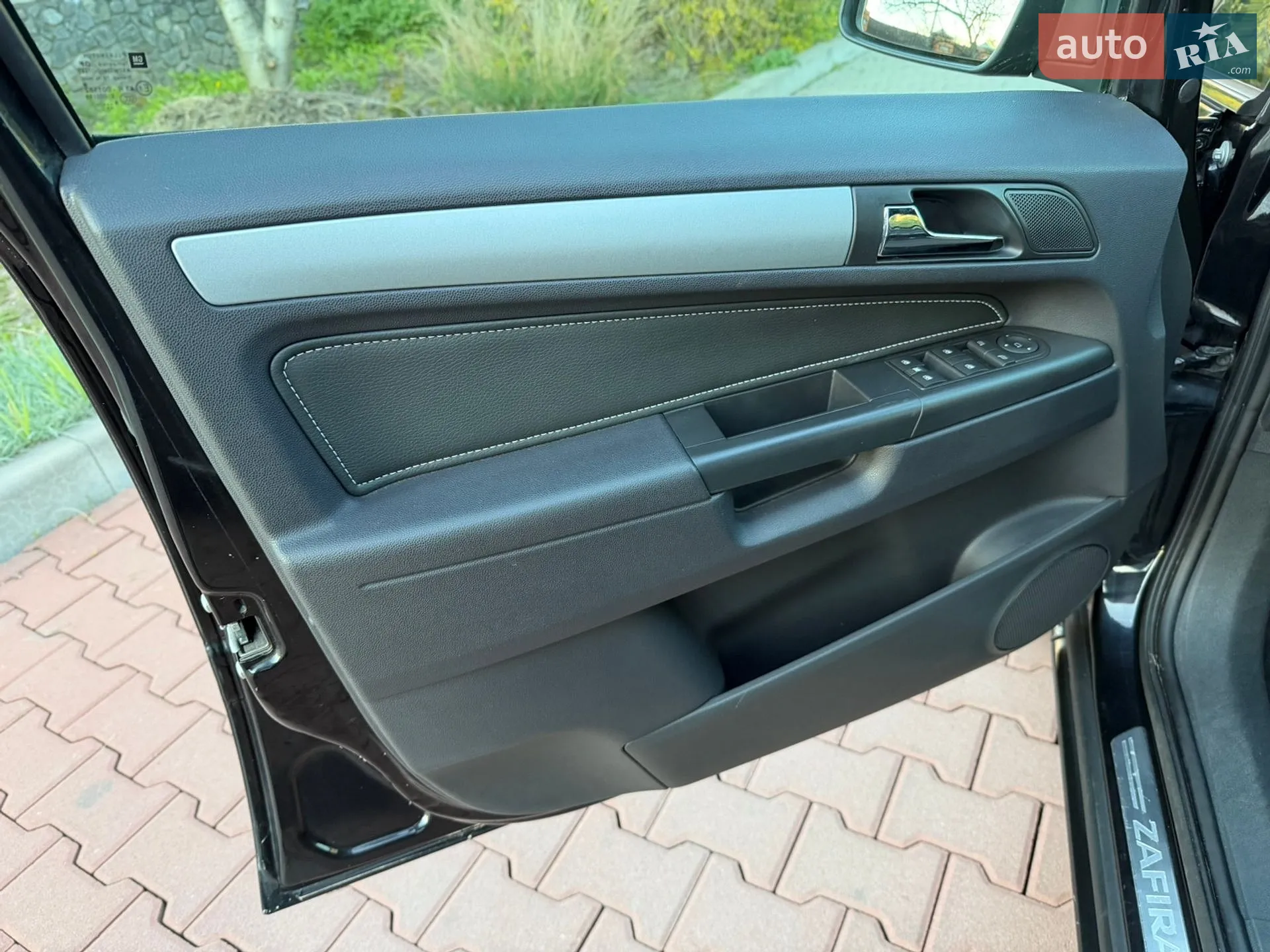 2011 Opel Zafira - мініатюра 51