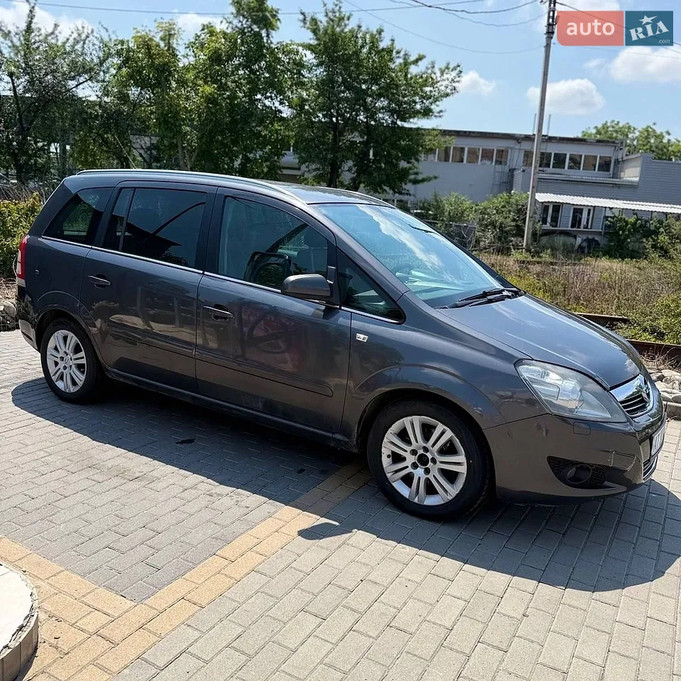 2010 Opel Zafira - мініатюра 9