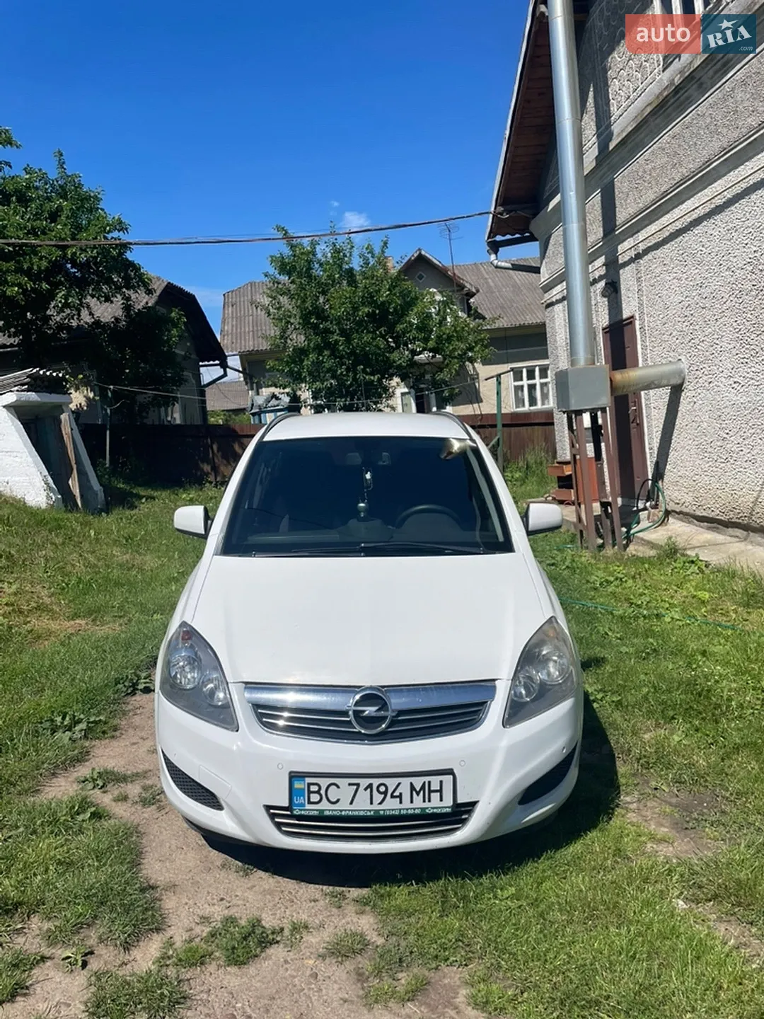 2010 Opel Zafira - мініатюра 2