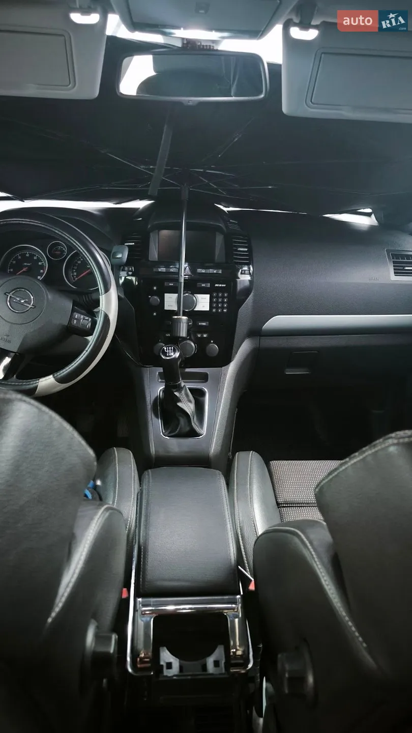 2010 Opel Zafira - мініатюра 8