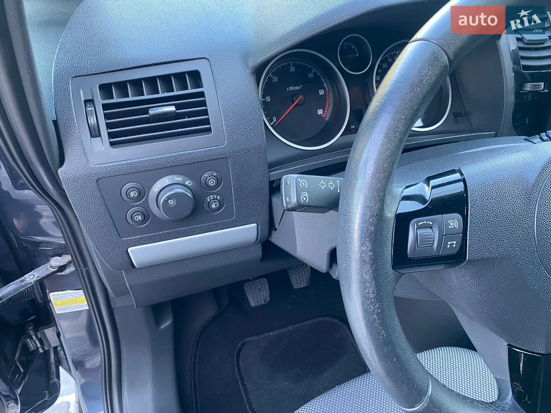 2011 Opel Zafira - мініатюра 17