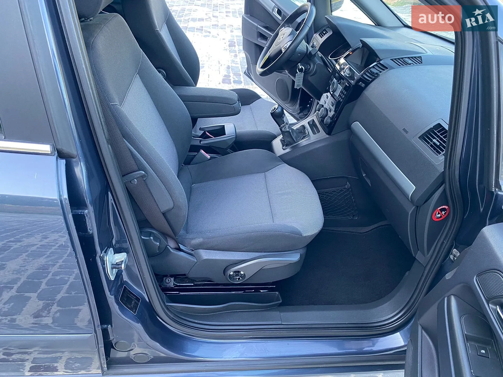 2011 Opel Zafira - мініатюра 23