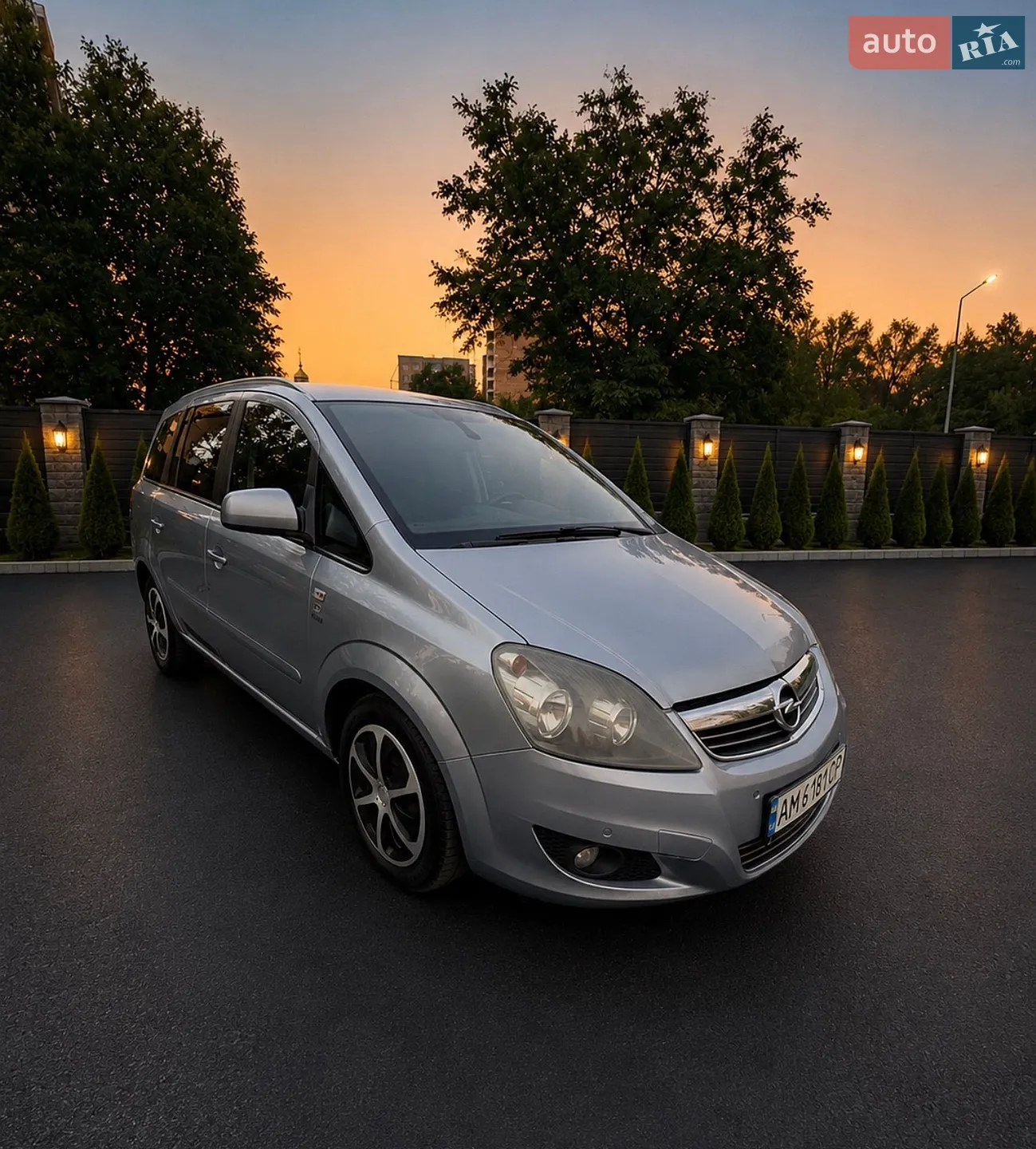 2010 Opel Zafira - мініатюра 11