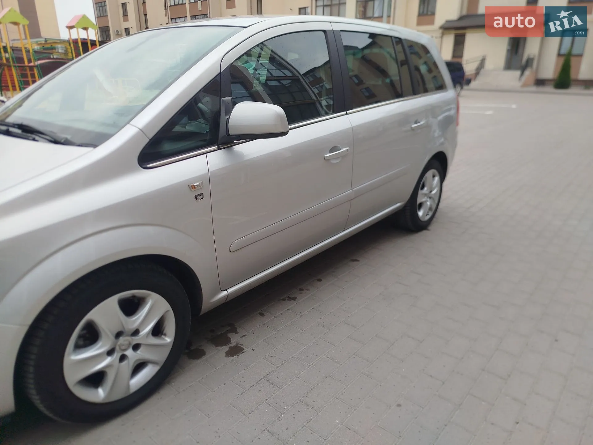 2010 Opel Zafira - мініатюра 4
