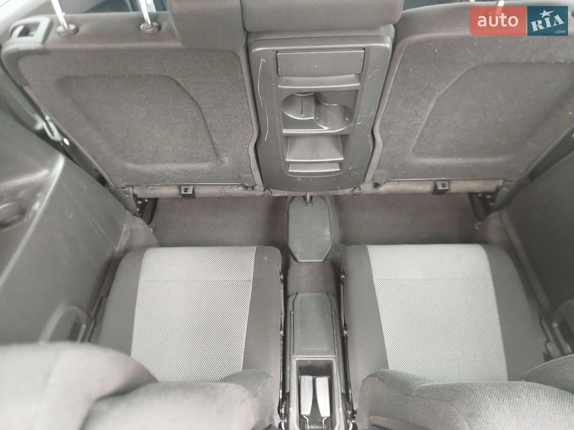 2010 Opel Zafira - мініатюра 19