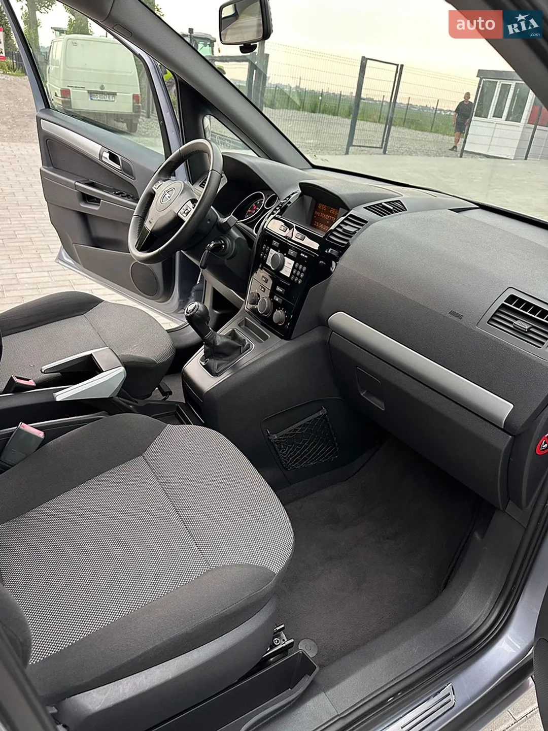 2010 Opel Zafira - мініатюра 38