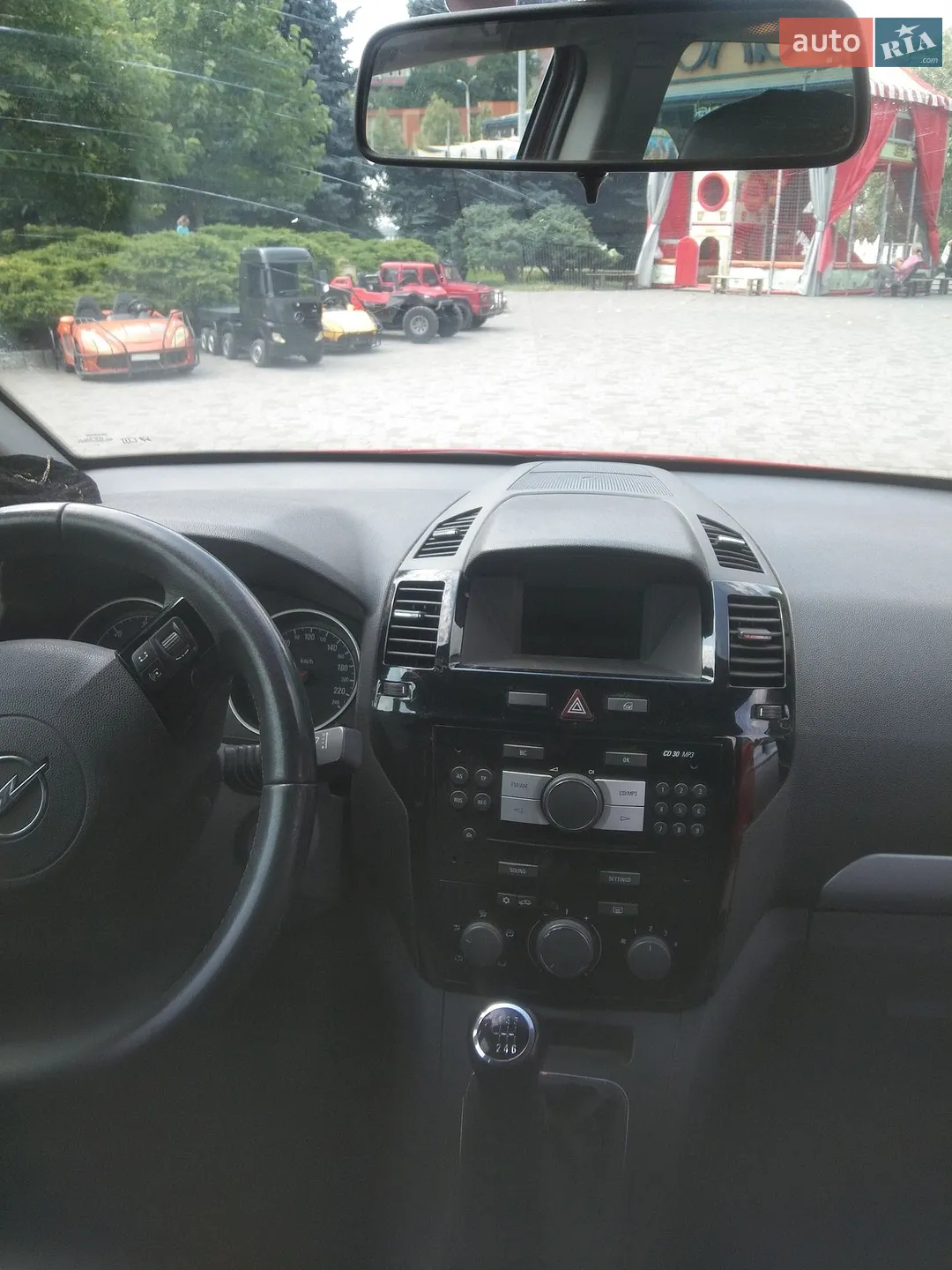 2010 Opel Zafira - мініатюра 13