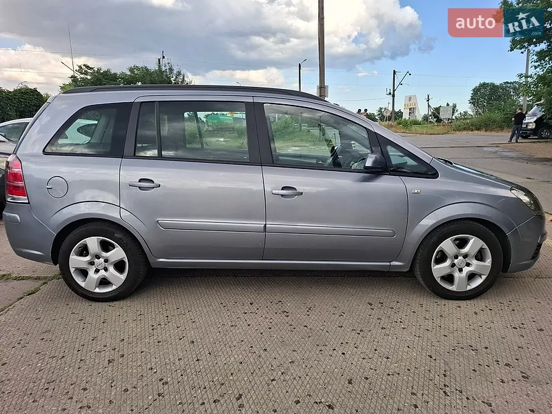 Opel Zafira