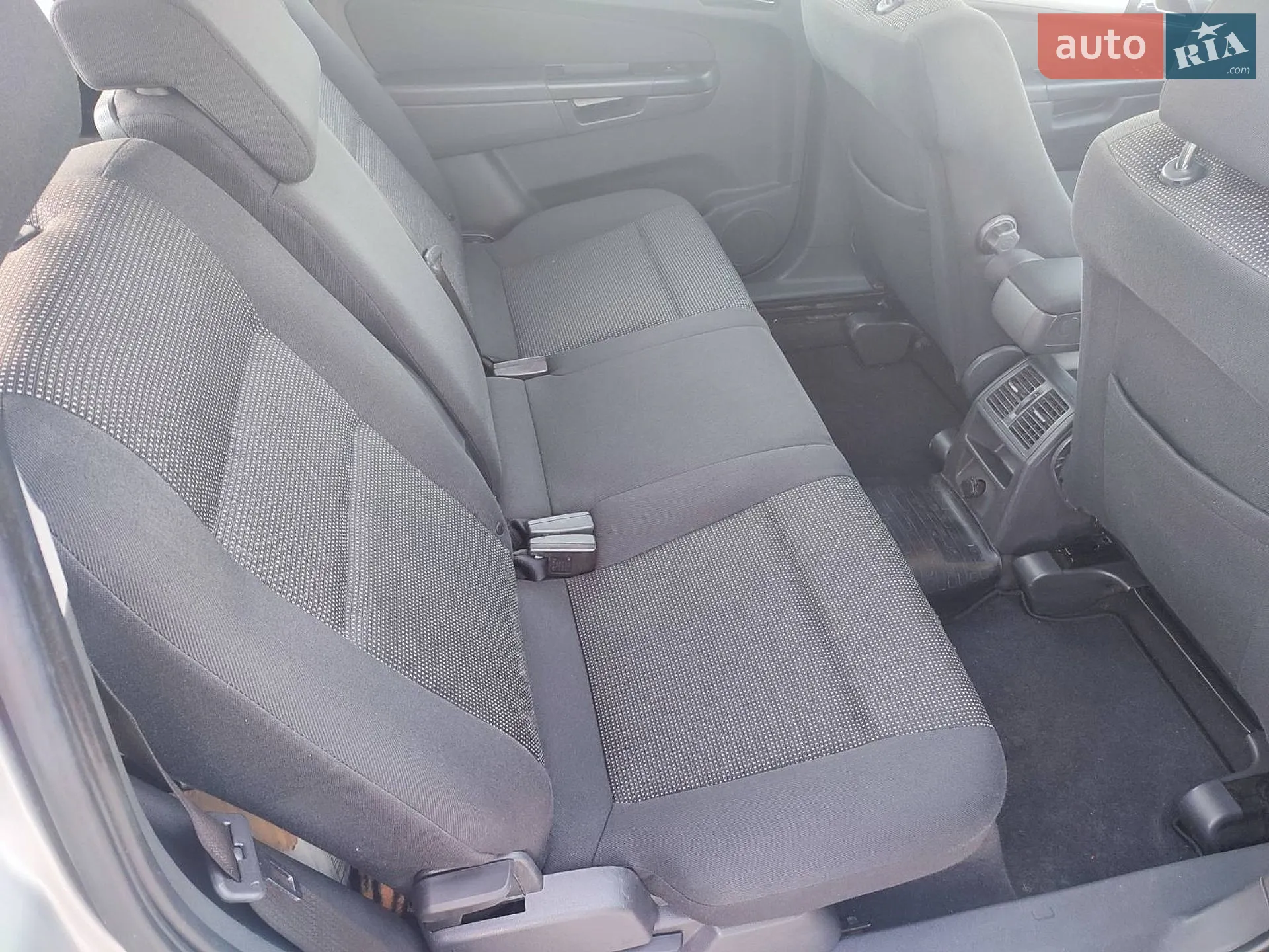 2011 Opel Zafira - мініатюра 75