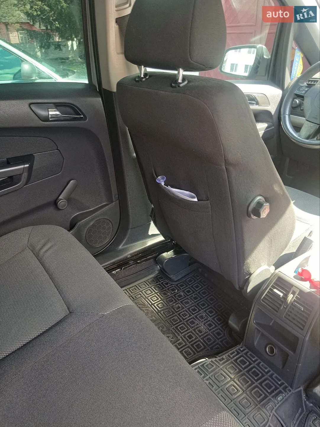 2010 Opel Zafira - мініатюра 8