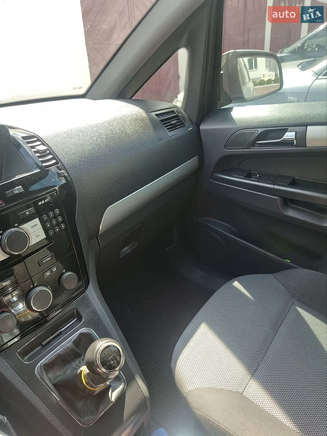 2010 Opel Zafira - мініатюра 13